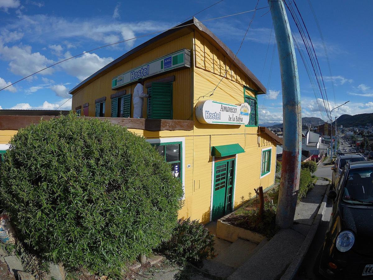 Amanecer De La Bahia Hostel อูซัวยา ภายนอก รูปภาพ